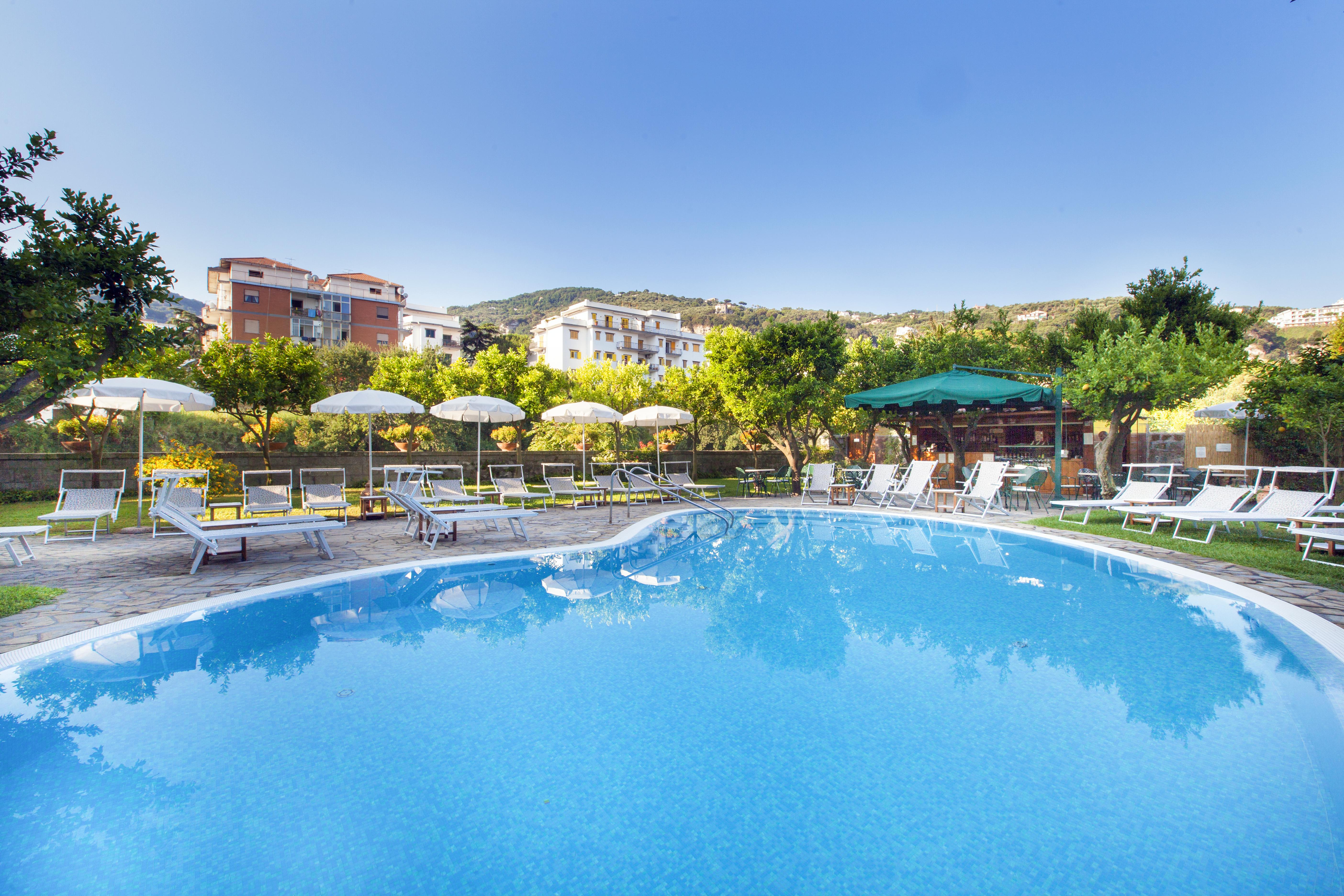 Hotel Antiche Mura Сорренто Екстер'єр фото