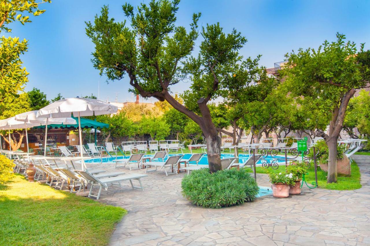 Hotel Antiche Mura Сорренто Екстер'єр фото