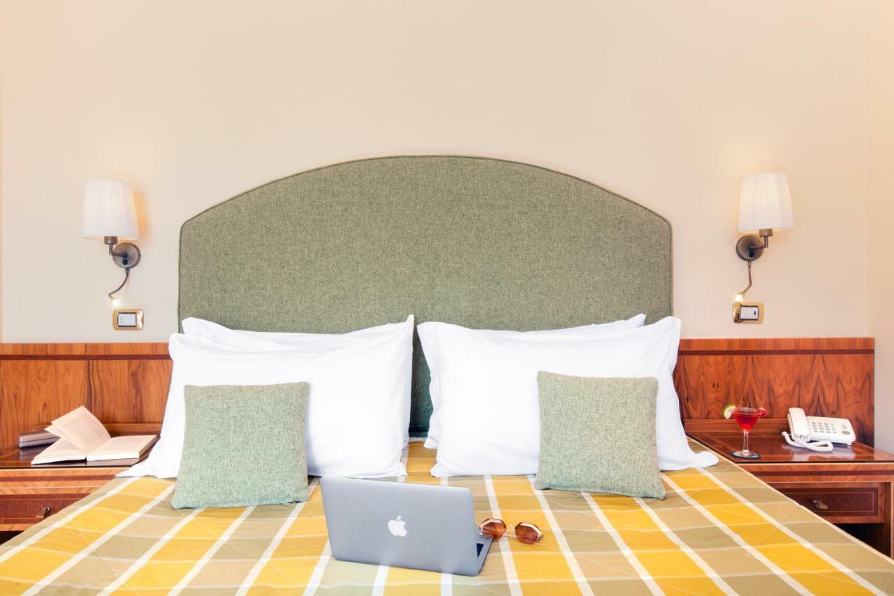 Hotel Antiche Mura Сорренто Екстер'єр фото